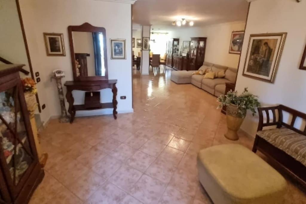 Villa Rita Giugliano In Campania Eksteriør bilde
