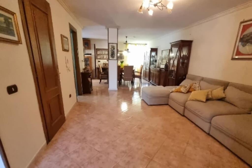 Villa Rita Giugliano In Campania Eksteriør bilde