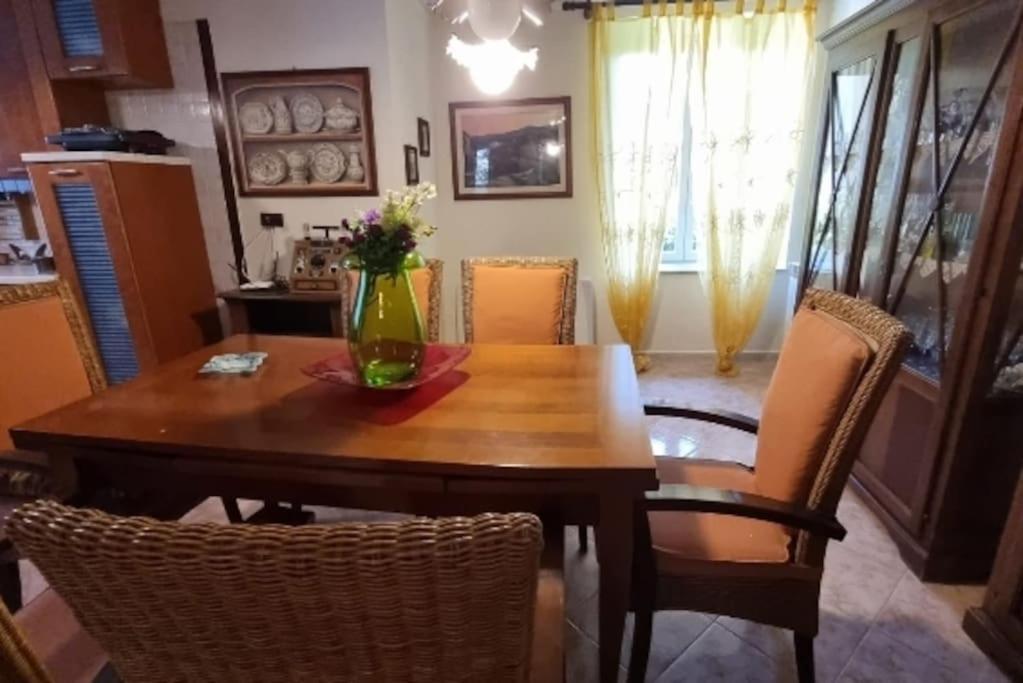 Villa Rita Giugliano In Campania Eksteriør bilde